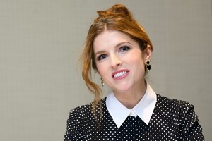 anna-kendrick-trolls-world-tour-pc-2020-004.jpg