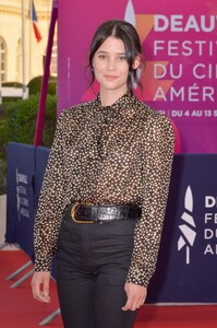 astrid-berges-frisbey-les-deux-alfred-premiere-at-the-46th-deauville-american-film-festival-1.jpg