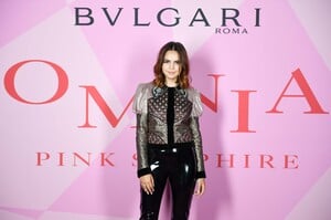 bailee_madison_attends_bvlgari_celebrates002.png