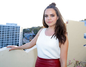 bailee_madison_attends_harper_x_harpersbazaar2015.png