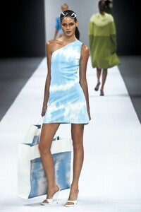 celine-ss-00-1.thumb.jpg.c55b794058a36f4725d00e11196c2570.jpg