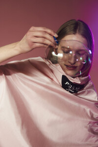 cut06_052.jpg