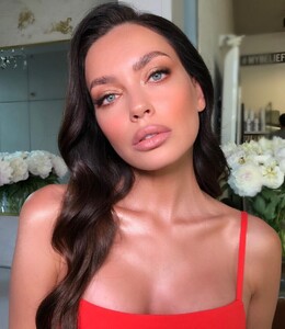 doktormakeup_202918912_984566299019101_7236292626547476569_n.jpg