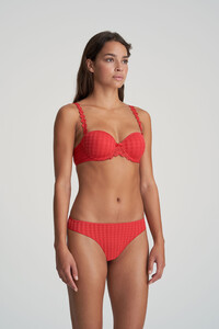 eservices_marie_jo-lingerie-thong-avero-0600410-red-2_3490323.thumb.jpg.b384fd6c34a18ebe2d4df8bfac8d3344.jpg