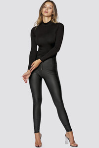 gina_tricot_hochkragen_basic_oberteil_in-schwarz_86530_5.jpg