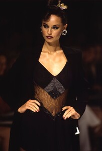 hc-1997-2.thumb.jpg.d2ec823a08a08a4162100c028914b455.jpg