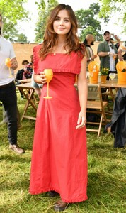 jenna-louise-coleman-at-veuve-clicquot-champagne-garden-08-07-2021-0.jpg