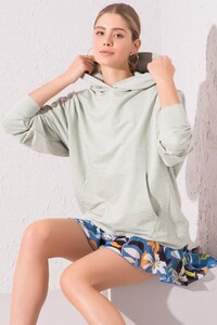 kapusonlu-kanguru-cep-detayli-sweatshirt_15332_mint-yesil_3_enbuyuk.jpg