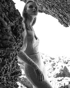 lilium_bridal_couture_42657908_308889519892459_3012266308132548112_n.jpg