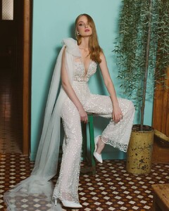 lubnasafadi_couture_83893813_744837166042950_2920832117560424080_n.jpg