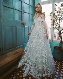 lubnasafadi_couture_85030257_114388993479710_3329170675451770910_n.jpg