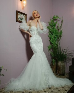 lubnasafadi_couture_87729665_2236724273300440_3829391039352065700_n.jpg