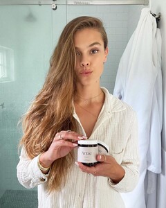 ninaagdal_1628412116641320.jpg