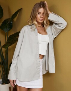 ollie-poplin-oversized-shirt-head-in-the-sand-front-bl48432pop.jpg