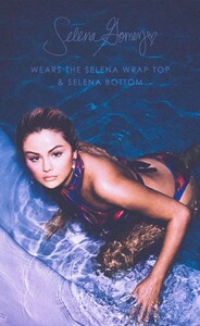 selena-gomez-la-mariette-swimwear-summer-2021-4.jpg