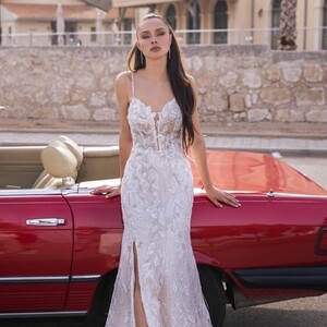 tamara_bridal_gowns_239282995_1038348413371856_5604208732339641937_n.jpg