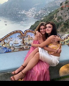 taylor_hill_234831087_978264026345335_6855966461099078766_n.jpg