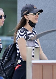victoria-justice-out-in-sydney-08-13-2021-5.thumb.jpg.e86891575d0a4c1b999acc53cd33df80.jpg