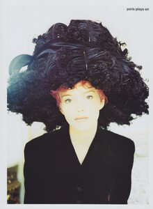 von_Unwerth_US_Vogue_September_1993_04.thumb.jpg.24a153b335e2a42493b16b10d19384c4.jpg