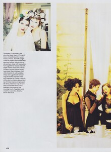 von_Unwerth_US_Vogue_September_1993_09.thumb.jpg.a66f4de6d7c024a80bd2d037c6e78907.jpg