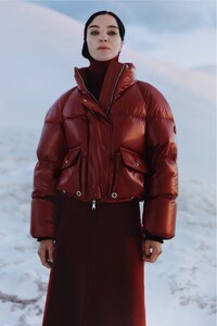 00009-Moncler-Womens-Fall-21.jpg