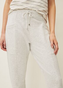 101343150-04-carter-tapered-jersey-joggers.jpg