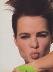 1107652856_VOGUEUSFeb198413.thumb.jpg.a6f4e29cb078b5902c0ba12e26e7df94.jpg