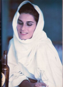 11vogue-n2304-05--may89.thumb.jpg.ff7c41a775f65e1af4ae7b390c013d51.jpg
