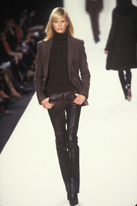 1229322991_RalphLaurenFall20018.thumb.jpg.90da4c3264ce90b76cca7522c4d3360d.jpg