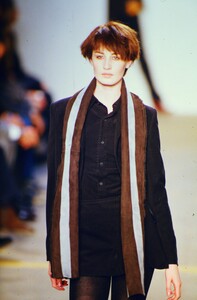 1243771404_hugo-boss-fw-1999(5).thumb.jpg.d33d1e0fd5738e07b30e4f156999eb3b.jpg