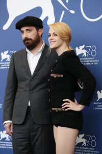 Kristen+Stewart+Spencer+Photocall+78th+Venice+U2py0p8qIxjx.jpg