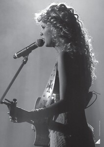       tay190921BZNimage107.jpg