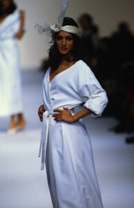 1423565708_lanvin-ss-1993(5).thumb.jpg.33c9ec7826db26dfd6f2ccb5abd93cbe.jpg