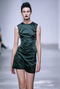 143302144_MiuMiuSpring19984.thumb.jpg.d386182c030fca5db4e228c91858e291.jpg