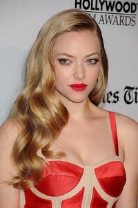 amanda_seyfried_05 (2).jpg