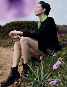 2021-09-25 - Elle Italia-page-003.jpg