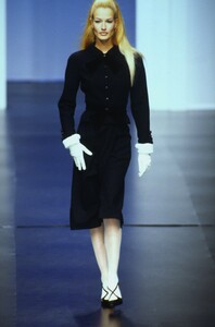 valentino-fw-1995 (2).jpg