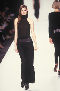 1777998436_RalphLaurenFall20015.thumb.jpg.823399fbea82dcfe0adf4acdb1b5b511.jpg