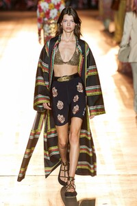 Mathilde Henning Etro Spring 2022 RTW MFW 1.jpg