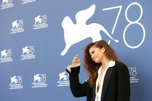 Zendaya+Coleman+Dune+Photocall+78th+Venice+Vi2nvTRmC26x.jpg