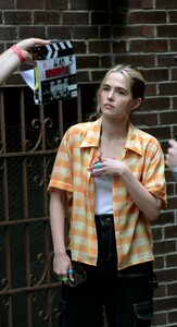       zoe160921BZNimage1.jpg