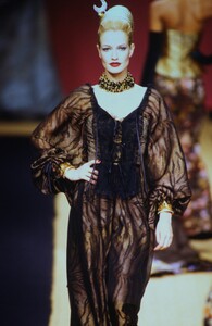 christian-lacroix-fw-1995 (3).jpg