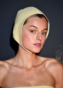       cor210921BZNimage104.jpg
