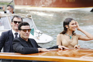 Zendaya+Coleman+Celebrity+Sightings+Day+3+c2L9I8zv1Pbx.jpg