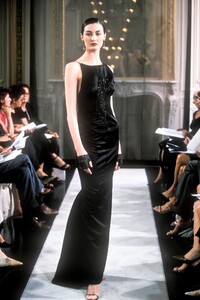 260017798_Valentino1998HauteCouture93.thumb.jpg.bed08dc72458f15fd67a93d1c6406081.jpg