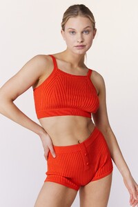 27.KNITCROPBRALETTE_carnelianflame_knitboyshort_carnelianflame__5282_f351aba1-cad6-4ee5-9354-60c22aced570_1512x.thumb.jpg.c06352772f060314e5be943f9cd409af.jpg