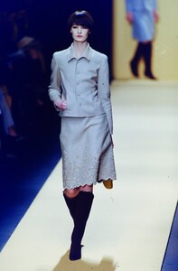 276194074_oscar-de-la-renta-fw-1999(3).thumb.jpg.a56262cc1ad3b5f9f73bdf0910103d48.jpg