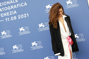 Zendaya+Coleman+Dune+Photocall+78th+Venice+Lye980bfRqRx.jpg
