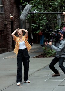       zoe160921BZNimage9.jpg