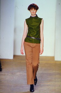 453095607_hugo-boss-fw-1999(2).thumb.jpg.7452e5742cd1bf91458d6c0c7ba03a26.jpg